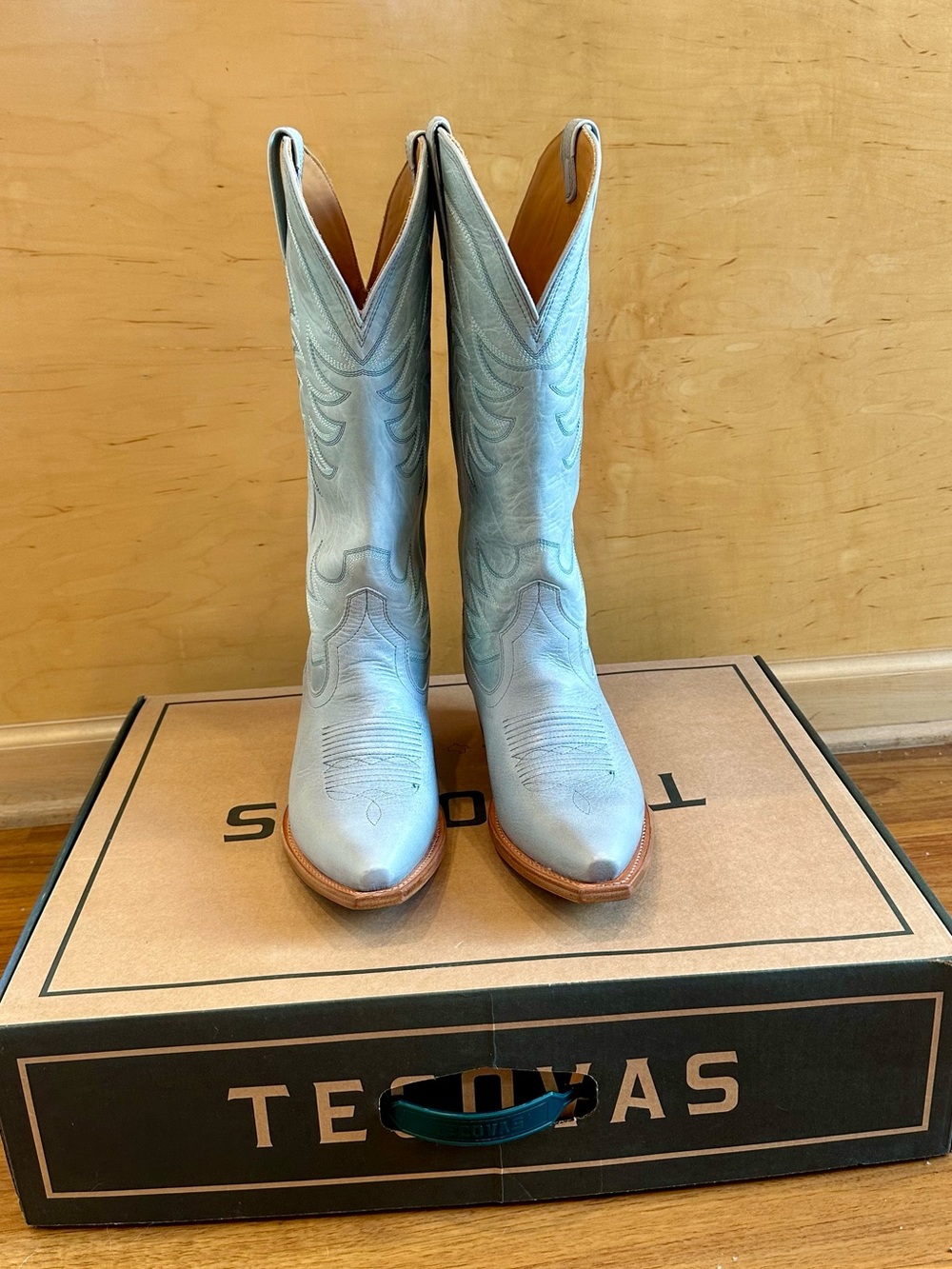 Tecovas The Annie in Slate Blue - Picture 2 of 3